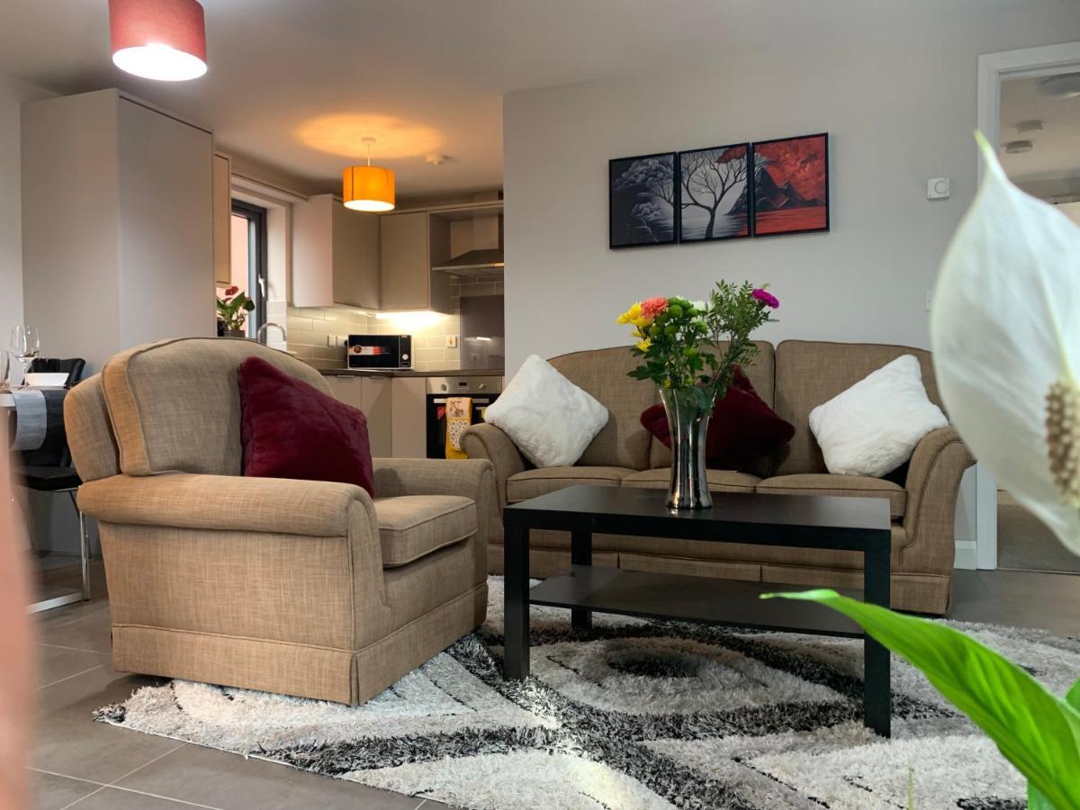 Aqua Dreams - Serviced Luxury Modern Belfast City Centre 2 Bed Apartment Eksteriør billede