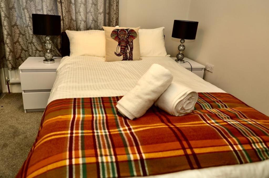 Aqua Dreams - Serviced Luxury Modern Belfast City Centre 2 Bed Apartment Eksteriør billede